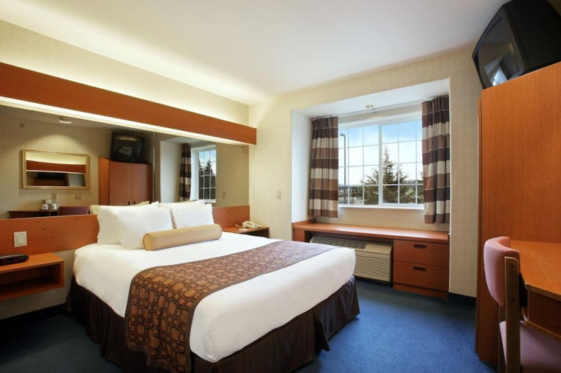 GUESTHOUSE INN & SUITES