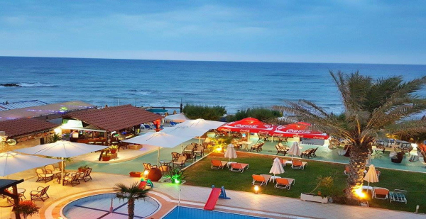Las mejores ofertas de Malliotakis Beach by Checkin Iraklion