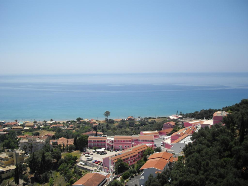 Las mejores ofertas de Pink Palace Beach Resort Kerkira