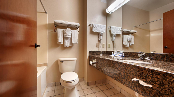 Las mejores ofertas de SureStay Plus by Best Western Edmond Edmond