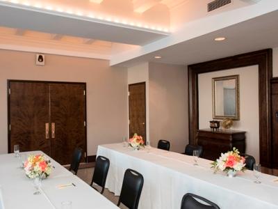 Las mejores ofertas de HILTON GARDEN INN LOUISVILLE DOWNTOWN Louisville 