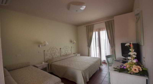 Las mejores ofertas de Blu hotel Laconia Village Arzachena 