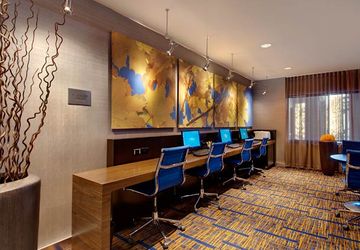 Las mejores ofertas de COURTYARD MADISON EAST Madison 