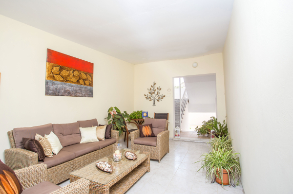 Las mejores ofertas de Iatridis Studios Rodos