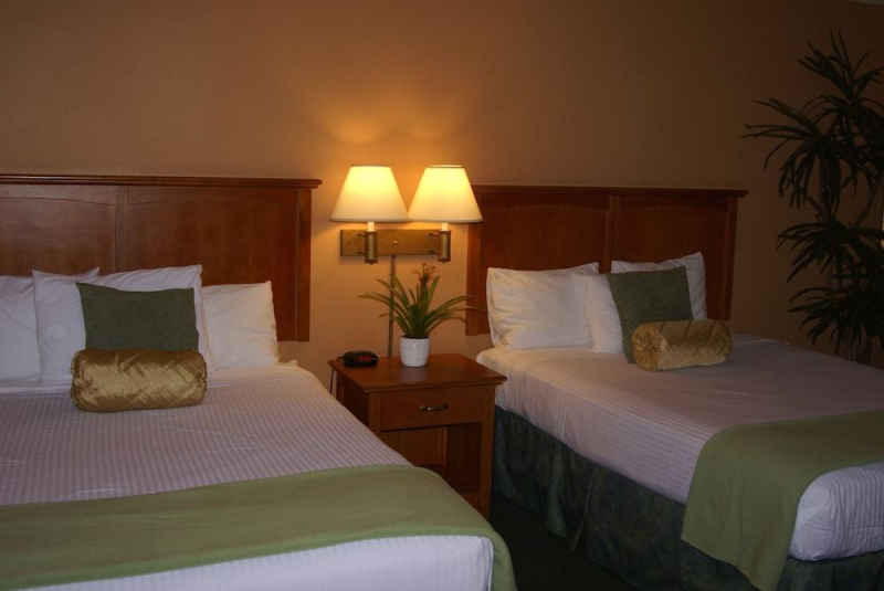 MIRACLE SPRINGS RESORT & SPA