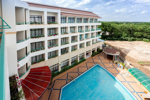 Las mejores ofertas de Surin Majestic Surin