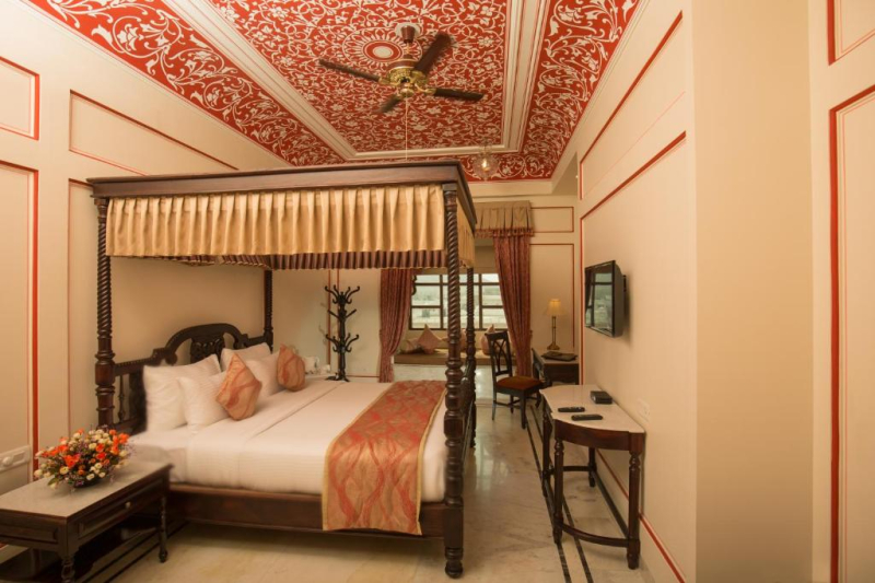 Umaid Haveli-A Heritage Style Hotel & Resort