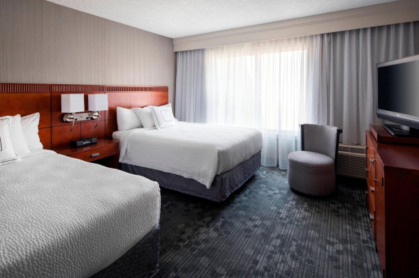Las mejores ofertas de Courtyard By Marriott San Mateo Foster City Foster City 
