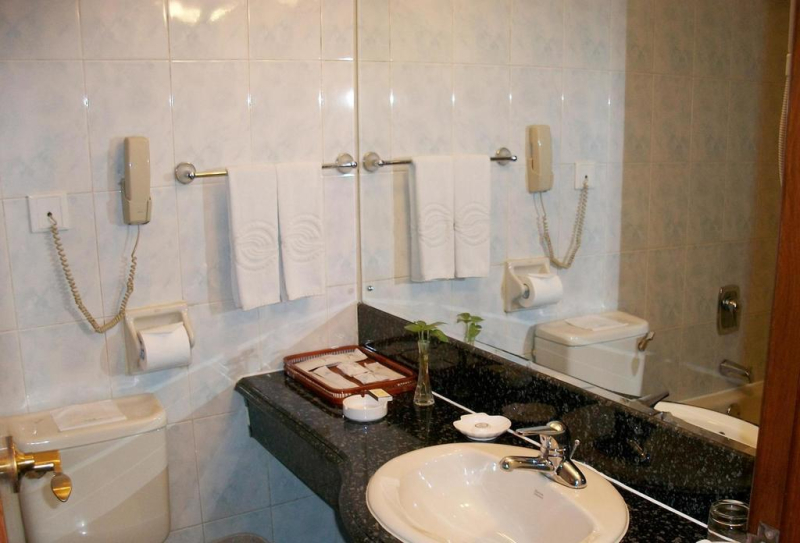 Xi an Jiaotong University Academic Exchange Center