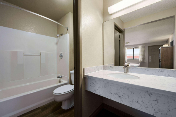 Las mejores ofertas de Days Inn By Wyndham Fresno South Fresno 