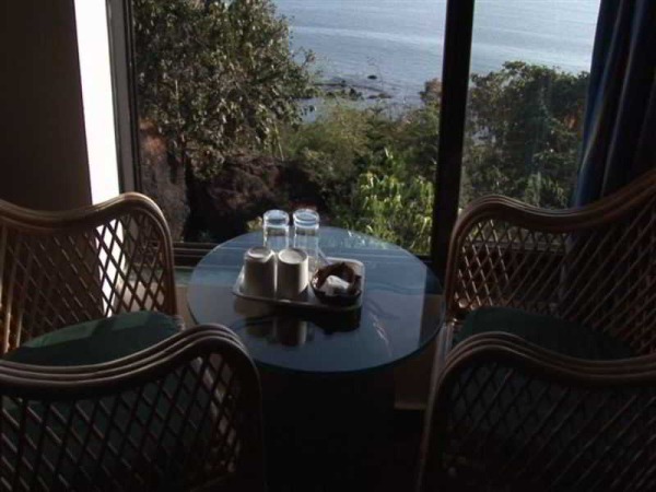Las mejores ofertas de Hawaii The Sea-Side Village Retreat North Goa