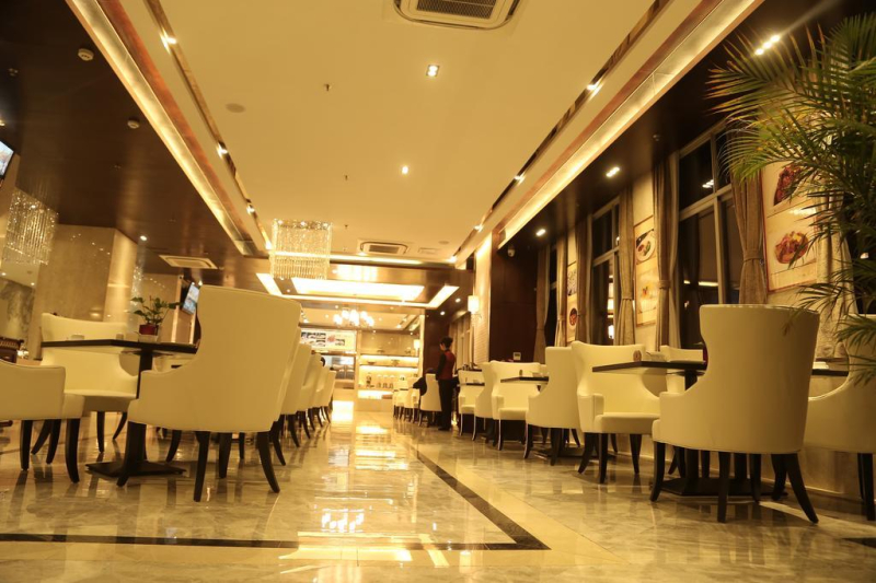 Bailing International Apartment Guiyan