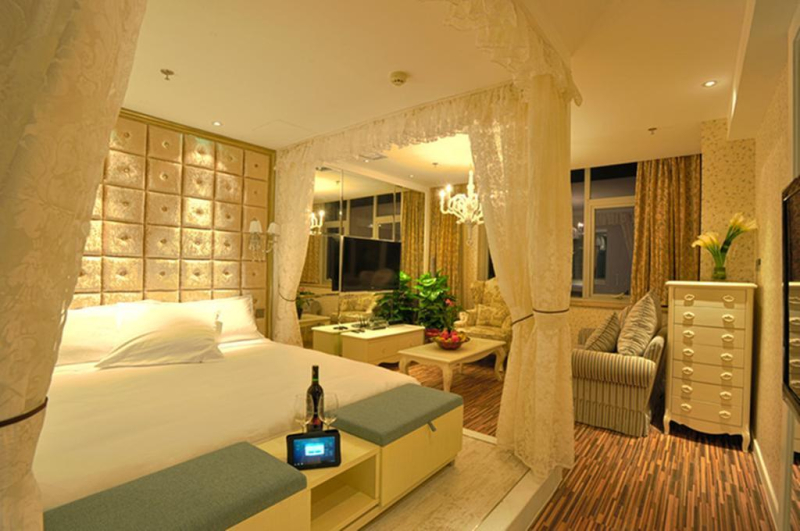 Bailing International Apartment Guiyan