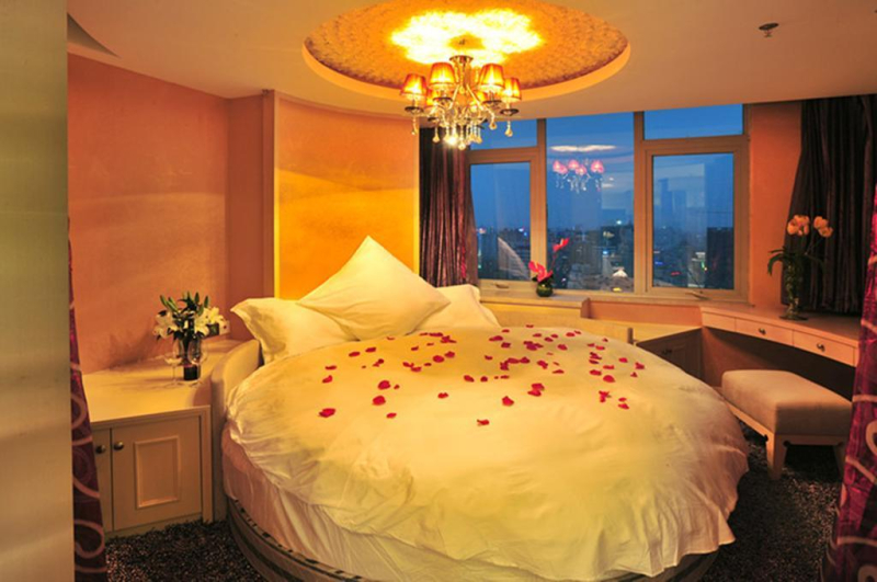 Bailing International Apartment Guiyan