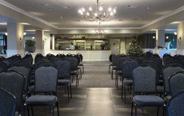 Las mejores ofertas de Moers van der Valk Hotel Duisburg