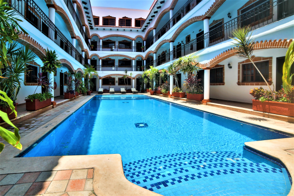 Las mejores ofertas de Hotel Colonial Playa del Carmen Playa Del Carmen