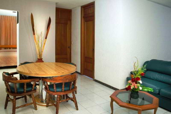 Las mejores ofertas de Suites Campestre Morelia