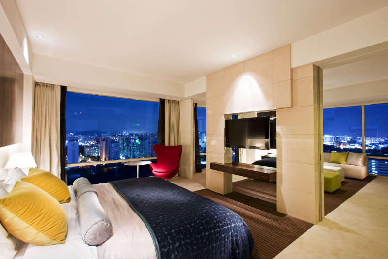 Ramada Plaza By Wyndham Suwon