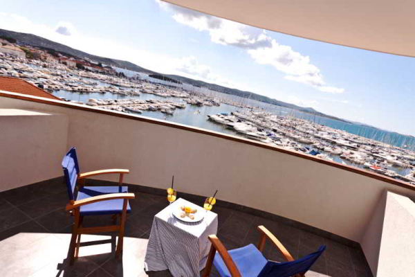 Las mejores ofertas de Hotel IN Biograd Na Moru