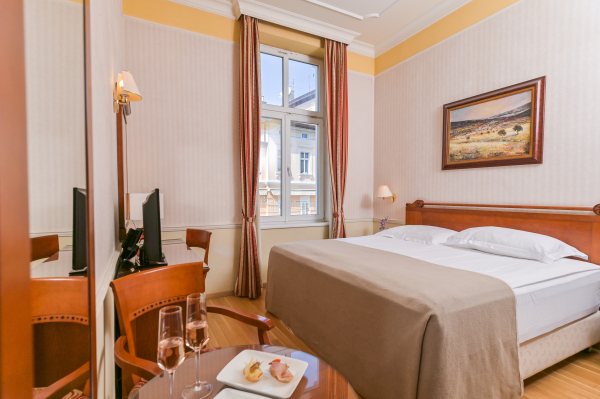 Las mejores ofertas de Continental Opatija 