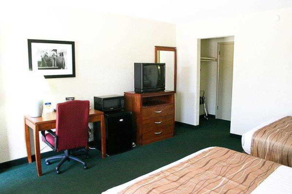 Las mejores ofertas de Best Western Hospitality House Emporia