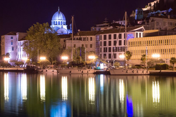 Las mejores ofertas de Rivijera Hotel Jadran Sibenik Sibenik