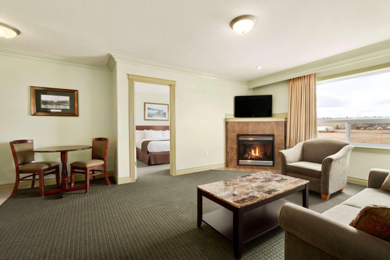 Quality Inn & Suites Whitecourt