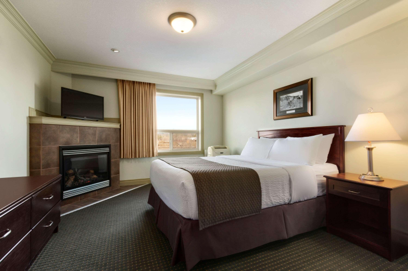 Quality Inn & Suites Whitecourt