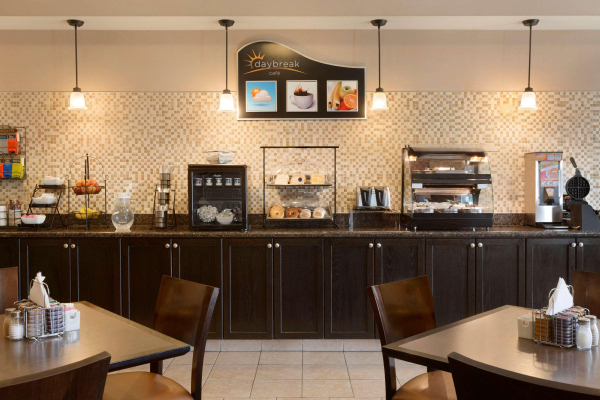 Las mejores ofertas de Days Inn by Wyndham Innisfail Red Deer 