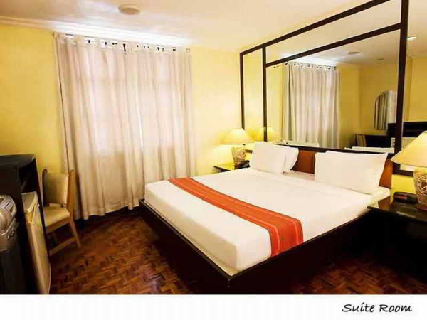 Las mejores ofertas de Hotel La Corona De Lipa Batangas