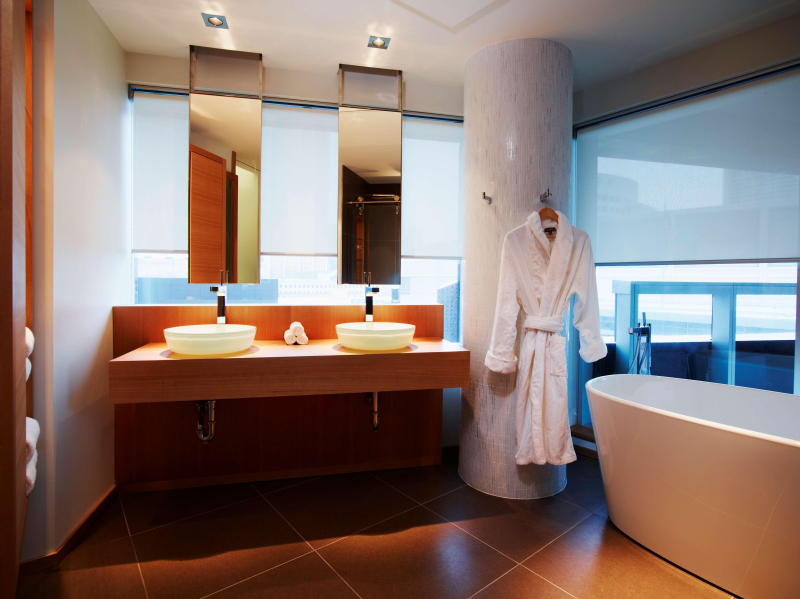 Las mejores ofertas de Le Germain Hotel Toronto Maple Leaf Square Toronto
