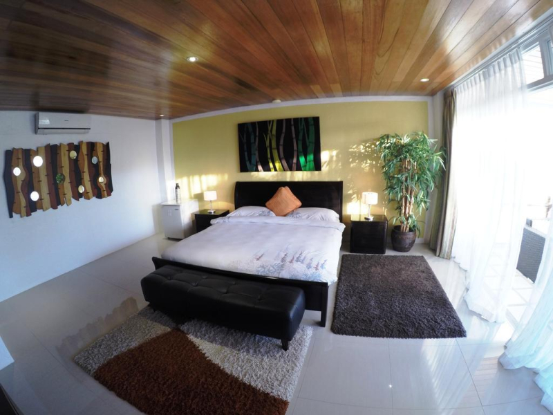 Laguna de Boracay Resort