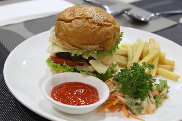 Las mejores ofertas de Megaland Hotel Solo Solo