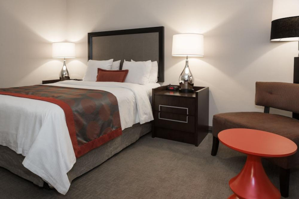 Las mejores ofertas de RAMADA BOSTON Anyer Lor
