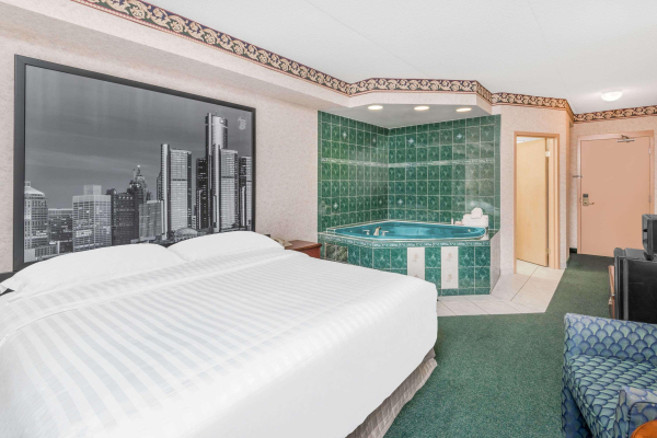 Las mejores ofertas de Super 8 by Wyndham Ambassador Bridge Windsor Windsor