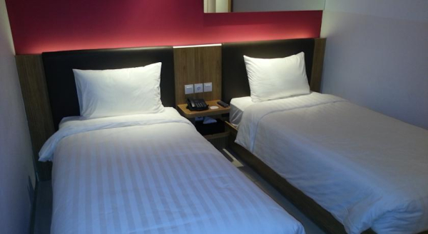 Las mejores ofertas de Zoom Smart Hotel Jemursari Surabaya