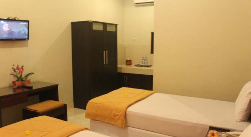 Las mejores ofertas de Crown Hotel Mataram 