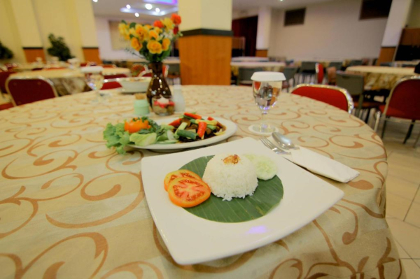 Las mejores ofertas de University Hotel by ZUZU Yogyakarta