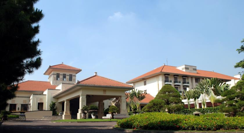 Las mejores ofertas de Mason Pine Bandung