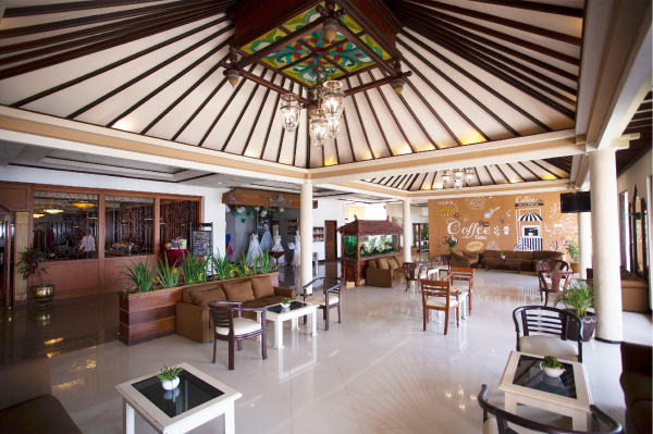 Las mejores ofertas de Royal Tretes View Hotel & Convention Surabaya 