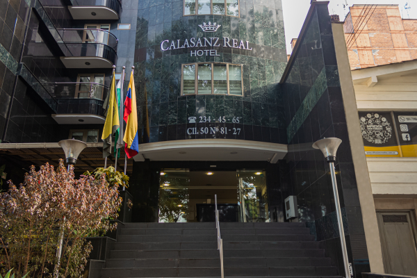 Las mejores ofertas de Calasanz Rea Medellín 