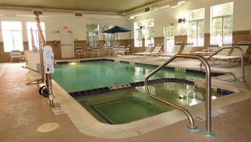 Las mejores ofertas de HOLIDAY INN EXPRESS & SUITES N New Buffalo