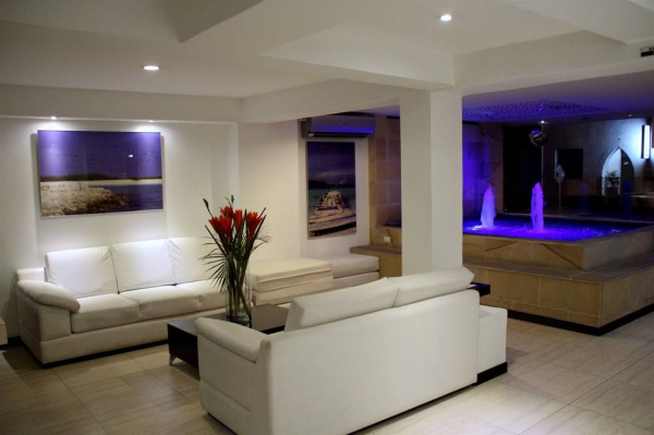 Las mejores ofertas de Aqua Granada Hotel Cali