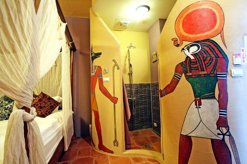 Hotel Castillo De Amour- Orange Castle