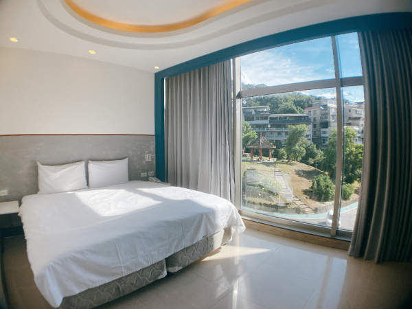 Las mejores ofertas de Spa Spring Resort Taipei