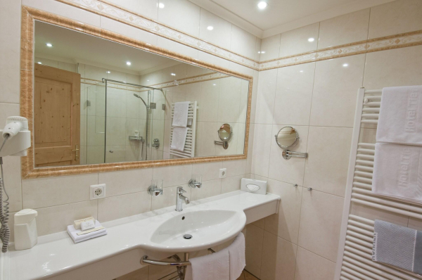 Las mejores ofertas de Tiefenbrunner Kitzbuhel