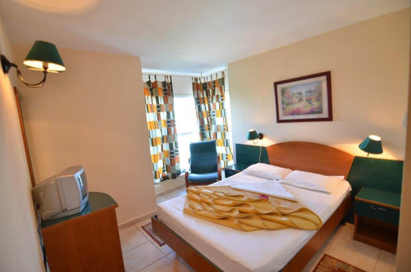 Las mejores ofertas de Majestic Olimp Neptun-Olimp