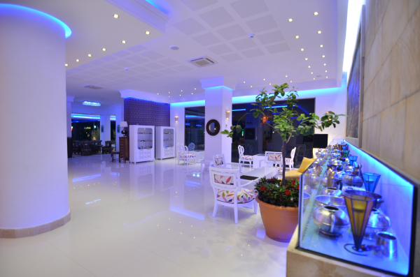 Las mejores ofertas de Phoenicia Luxury Mamaia