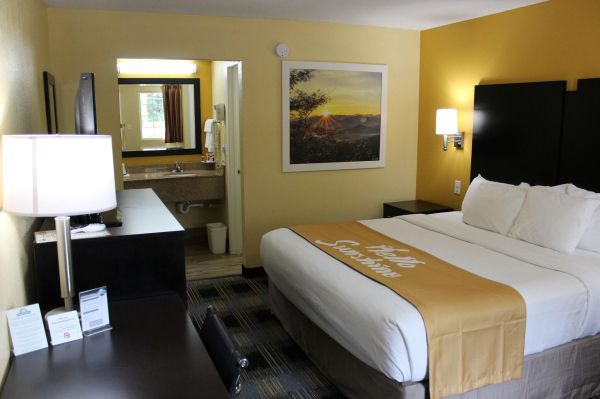 Las mejores ofertas de Days Inn By Wyndham Canton Canton