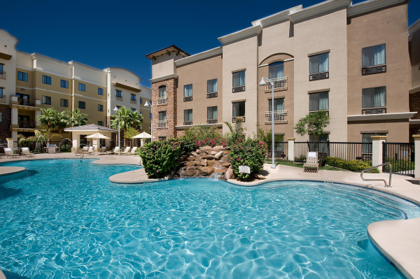 Las mejores ofertas de Holiday Inn Express & Suites Phoenix-Glendale Glendale